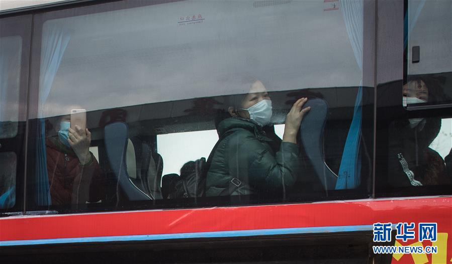 新华网：武汉：踏上回家路