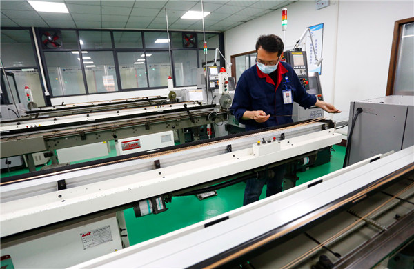 陕西渭南高新区：加快生产提效能 全区企业复工率100%