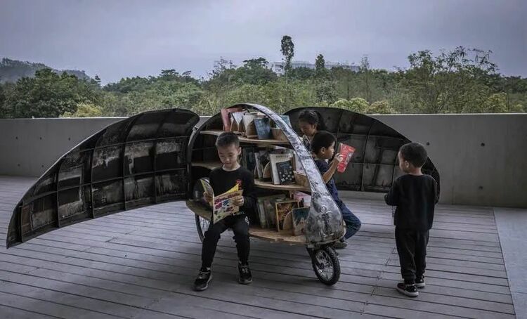 共享瓢虫——可动的微型儿童书屋