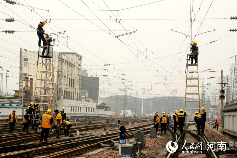 河南郑州：全力确保春运供电安全稳定