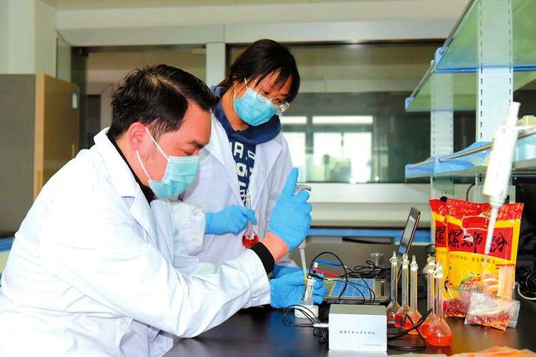 广西农科院研发出国内首台套辣度快速分析仪