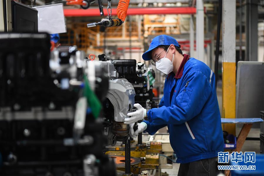【新华网】内蒙古鄂尔多斯：复工复产 赶制订单