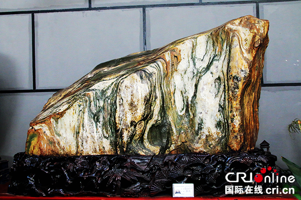 图片默认标题_fororder_参展奇石---（摄影--高学兵）