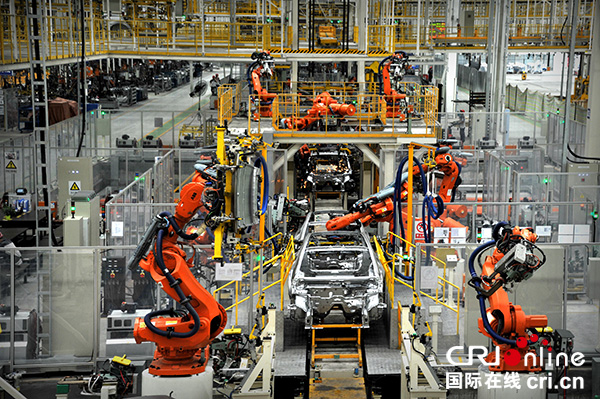 图片默认标题_fororder_位于高新区的汽车生产线