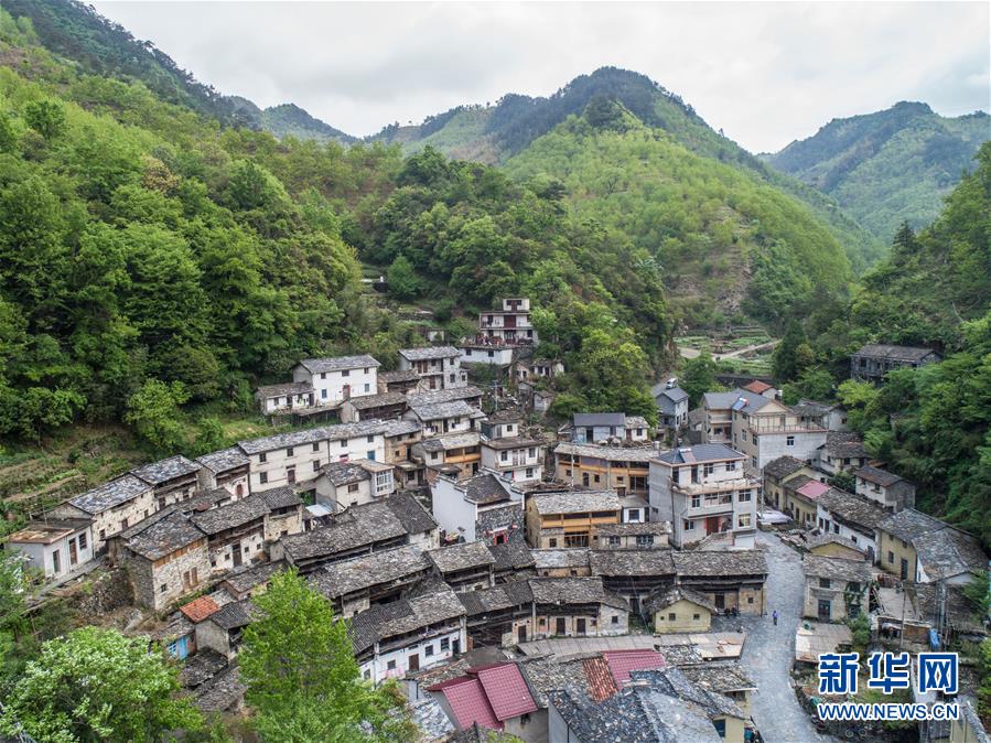 浙江杭州：基层“乡村文化保护队”助力古村落保护