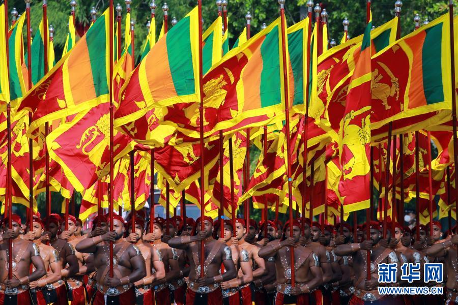 斯里兰卡举行阅兵式庆祝独立73周年