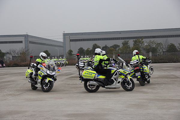 图片默认标题_fororder_4车8字绕桩（摄影-杨梦婧）