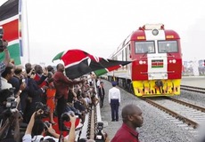 “非洲版高铁”：凝固友谊 带来希望