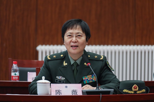 国家广播电视总局向军事医学研究院赠送陈薇抗疫英雄画像 国家广播电视总局向军事医学研究院赠送陈薇抗疫英雄画像_fororder_2