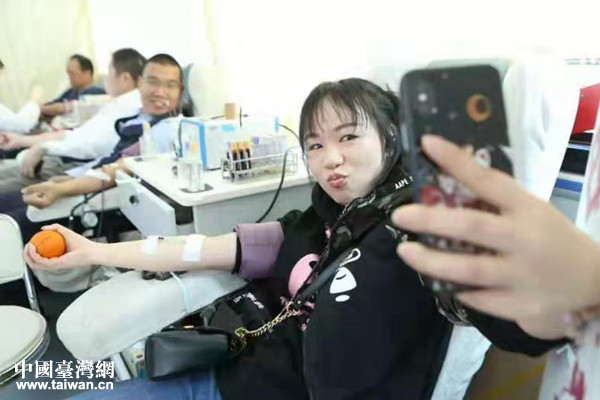 血脉亲情连两岸 上海闵行区台胞捐血“奔梦”