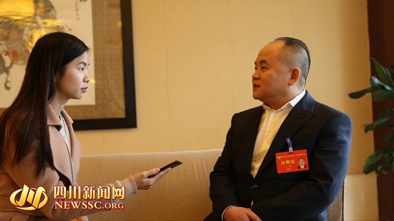 （导航眉山）四川省政协委员王刚：给全世界人民做好菜 让川菜成为“全球菜”