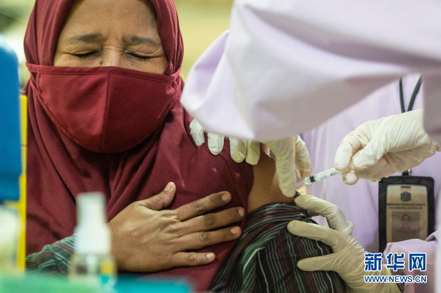 印尼启动新冠疫苗接种第二阶段