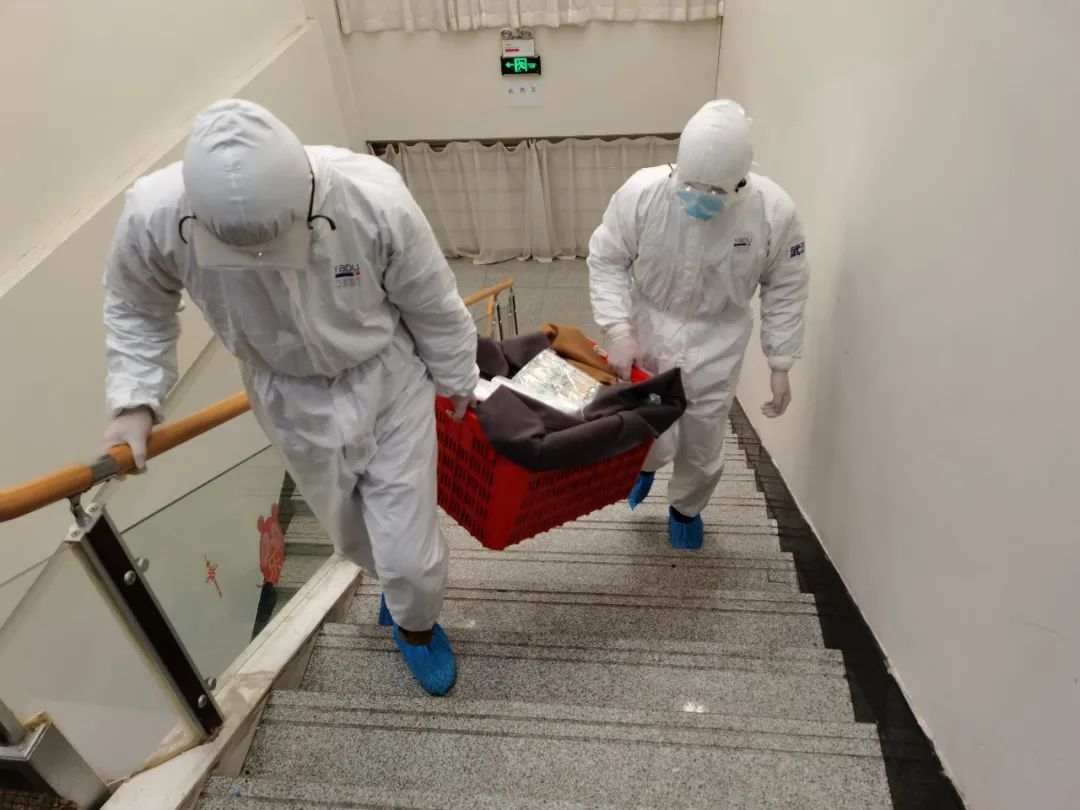 「人民日报」康复驿站里的“90后”、“00后”消防员