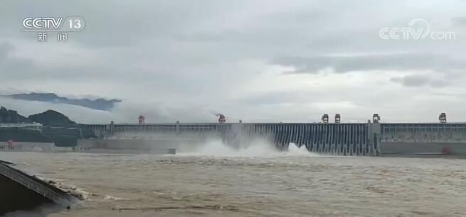 三峡ダム、冬から下流地域に水70億㎥以上を補給_fororder_网1 图