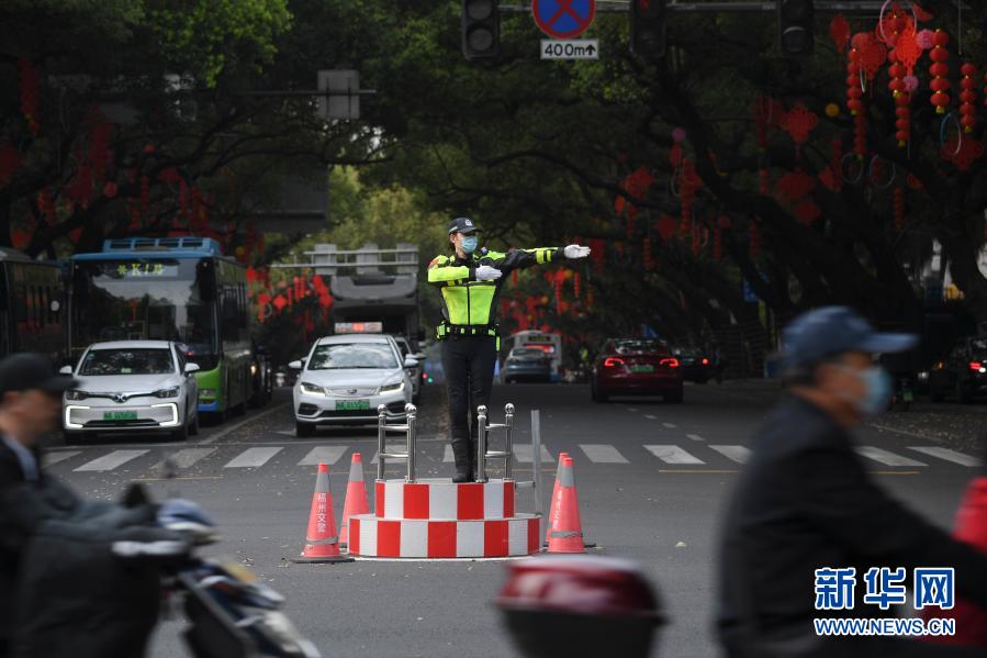 福建福州:为开学保驾护航