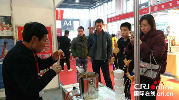中国（广西）老品牌博览会在南宁市华南城开幕
