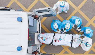 #人民日报#守护生命 全力救治重症患者（来自疫情防控一线的报道）