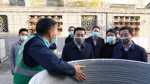 (苏州工业园区宣传部供稿 社会广角列表 三吴大地苏州 移动版)江苏省副省长费高云调研苏州工业园区