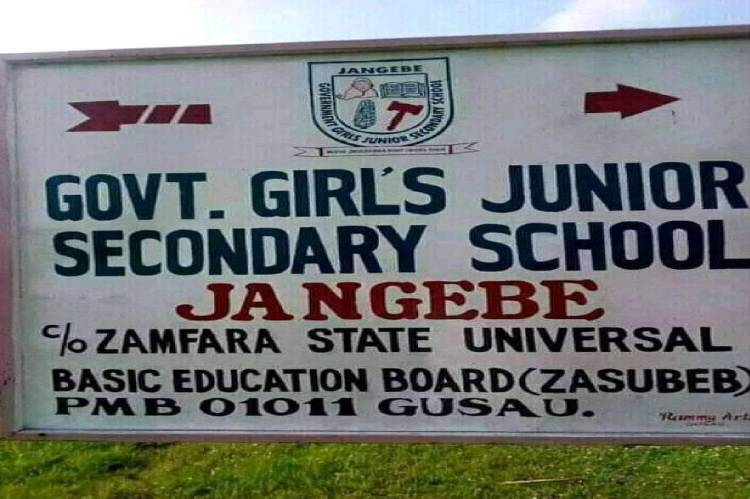 ​尼日利亚三百余名被绑架女中学生仍未获释