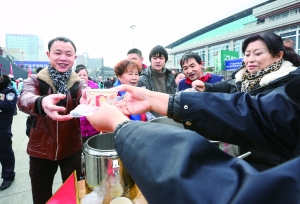 （社会）贵州省2019年志愿服务春运活动启动