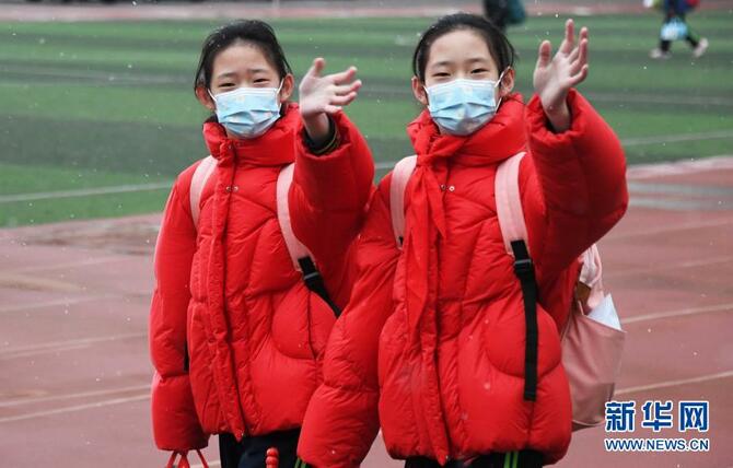 ໂຮງຮຽນປະຖົມ ແລະມັດທະຍົມແຫ່ງຕ່າງໆຢູ່ປັກກິ່ງເປີດພາກຮຽນໃໝ່_fororder_1127152765_16145678067371n