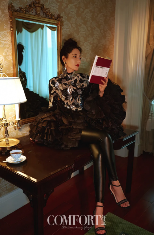 人间"大青衣"曾黎:恬淡如菊 美艳如光