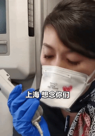 [中国军网]感动！返回时，支援湖北医疗队的这些画面刷屏了