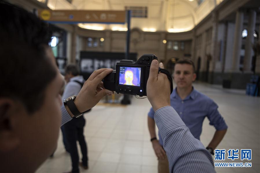 「新华网」阿根廷：“全民隔离”首日