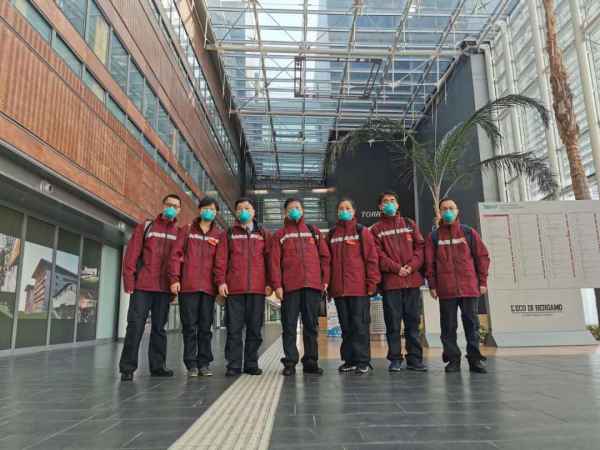 环球时报■中国专家深入意大利疫情“震中”贝加莫