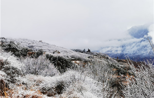 美人谷丹巴半是春色半是雪_fororder_7、丹巴雪景