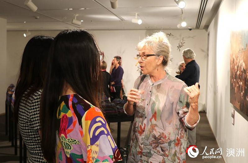 “自然·爱——中澳女艺术家对话展”在悉尼开幕 共同探讨环境问题