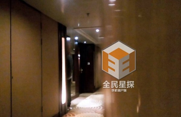 胡歌幽会富二代美女 疑似新恋情曝光(图)