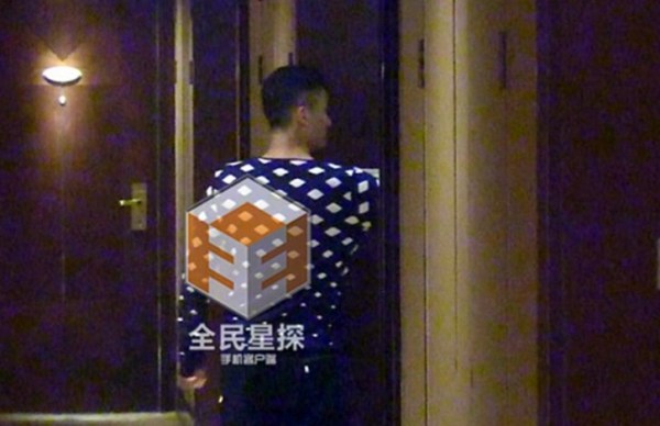 胡歌幽会富二代美女 疑似新恋情曝光(图)