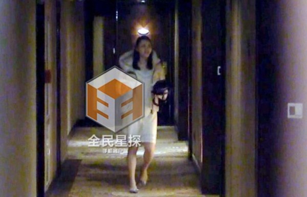 胡歌幽会富二代美女 疑似新恋情曝光(图)