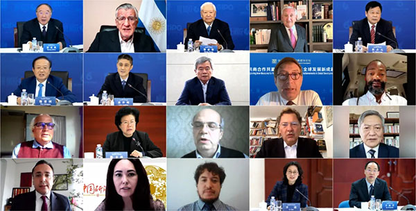 ＜全人代・政協＞グローバル経済発展シンクタンク・メディアフォーラム開催_fororder_B 2