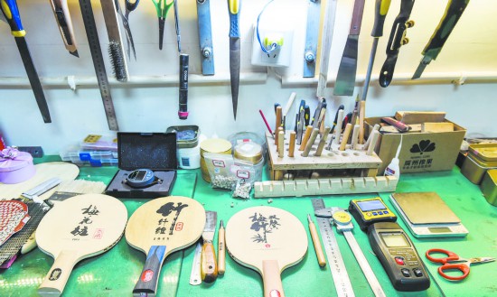 （转载）高管弃百万年薪开工作室 定制乒乓球拍 吸引国外客户