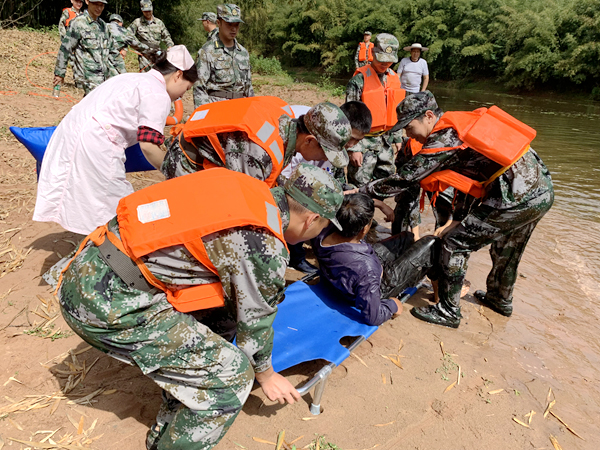 图片默认标题_fororder_抗洪抢险