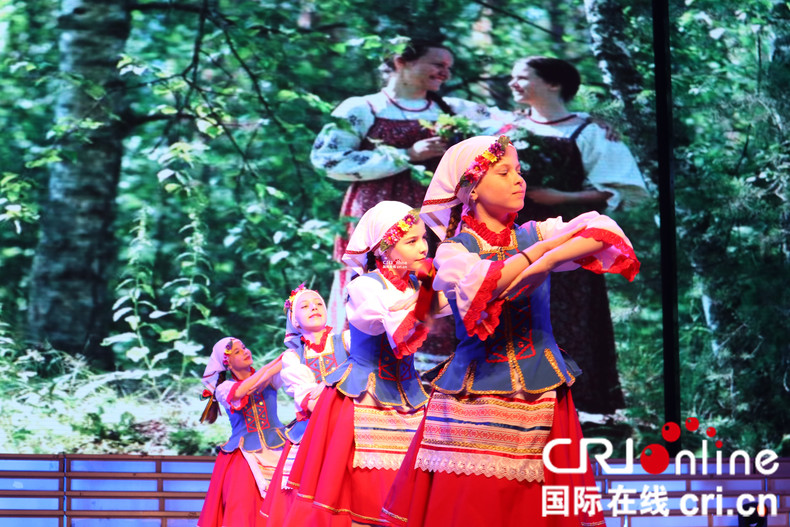 中国辽宁俄罗斯远东地区青少年艺术交流展演活动在沈举行
