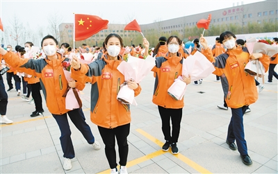 【中首  陕西】西安国际医学集团330名抗疫英雄返回西安