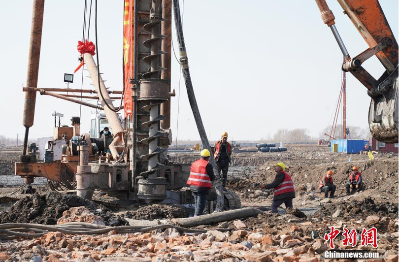 โครงการ “โลกหิมะเมืองฮาร์บิน” เริ่มงานก่อสร้างต่อ_fororder_微信图片_20210318172456