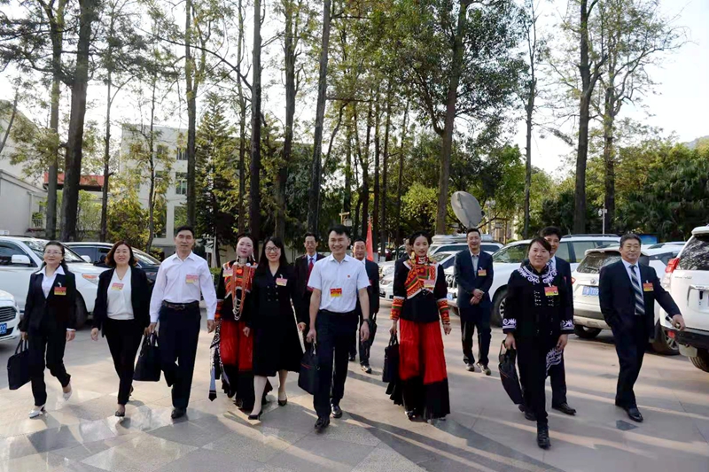 (转载)凉山彝族自治州第十一届人民代表大会第六次会议开幕