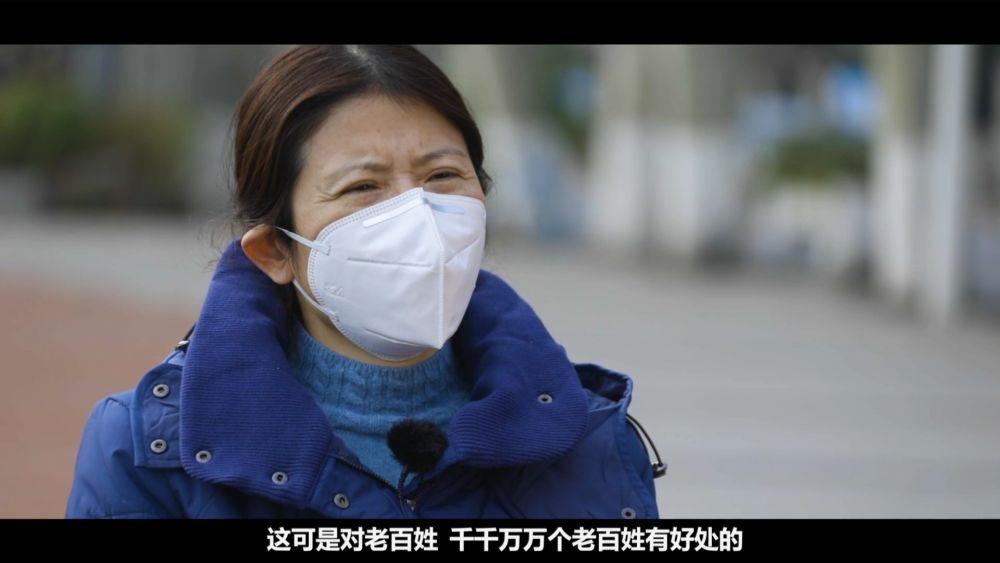 新华社：武汉战“疫”全景纪录片《英雄之城》