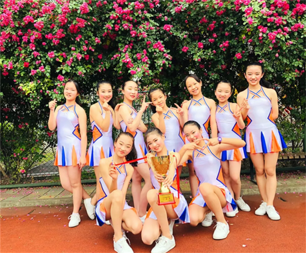 图片默认标题_fororder_健美操队（成都市三原外国语学校附属小学 供图）