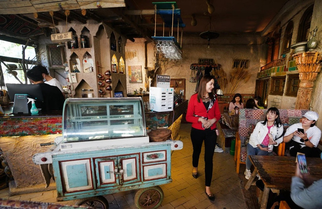 Koleksi Gambar Rekod Kebahagiaan Warga Xinjiang_fororder_xin1