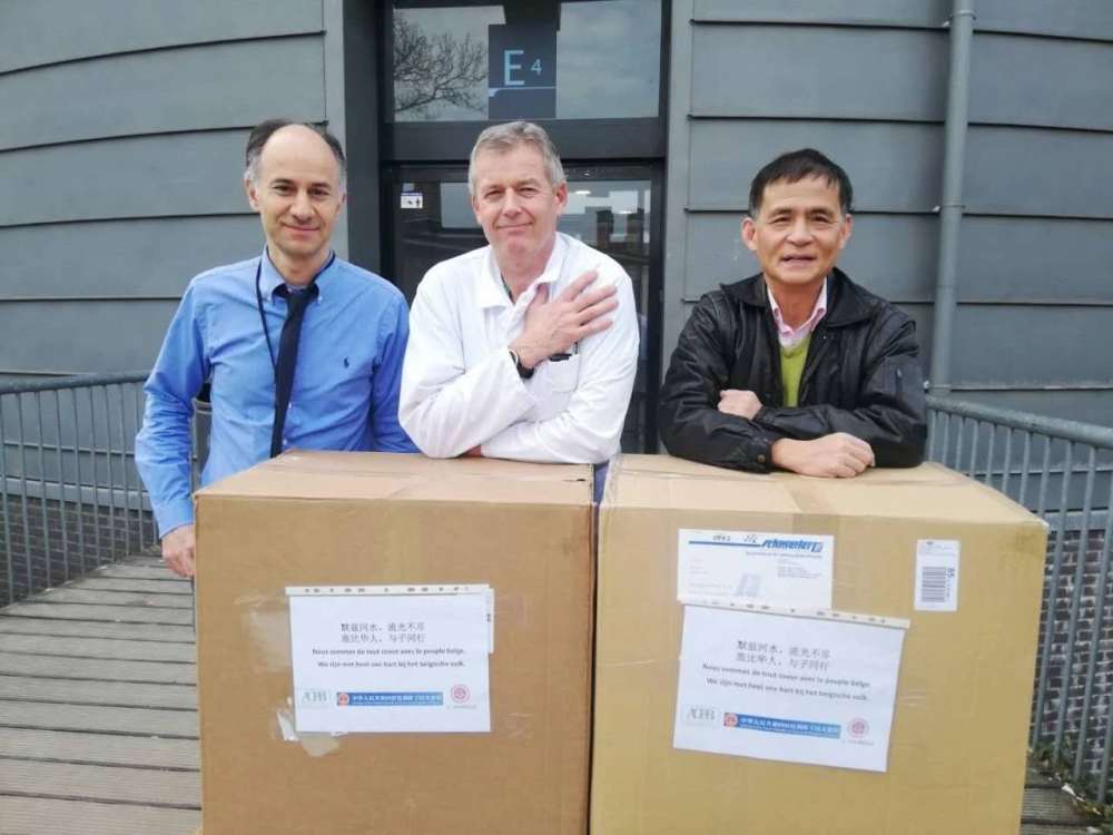 「新华网」从出钱出力到“抗疫网红”，“打全场”的海外同胞太有爱！