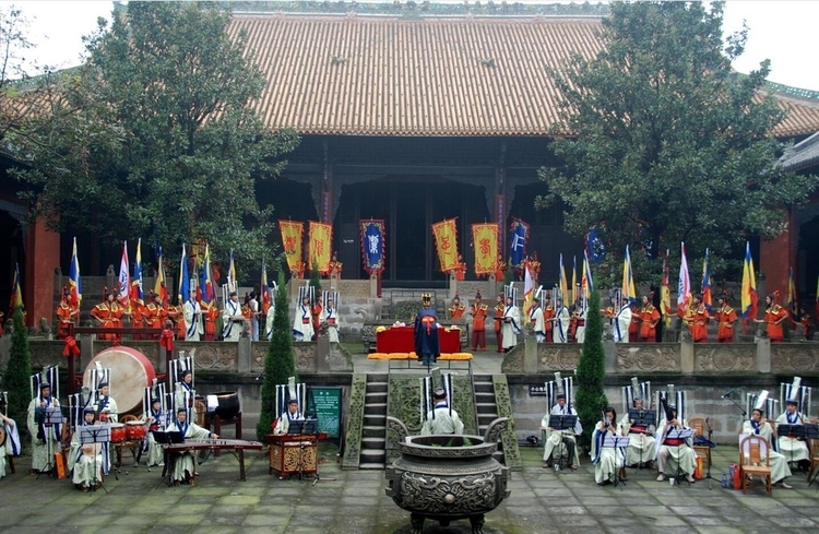犍为文庙 形冠川中