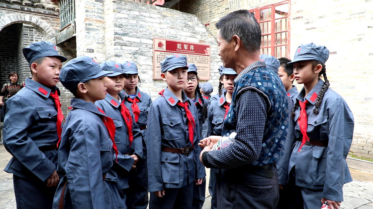 崇左市龙州县青少年学员开启党史学习教育 传承红色文化_fororder_图片1