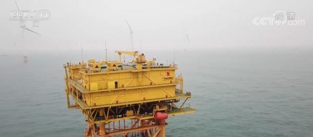 粤港澳大湾区首个大容量海上风电项目投产 每年提供近8亿千瓦时清洁电能