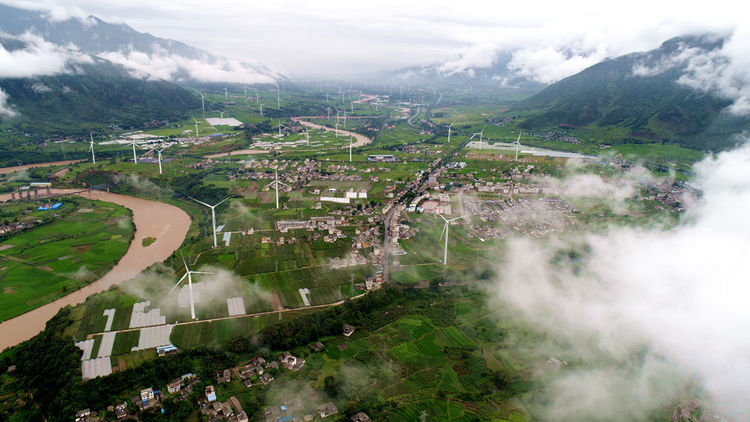 （转载）转动安宁河这把“金钥匙” 就能打开凉山奔富之“门”