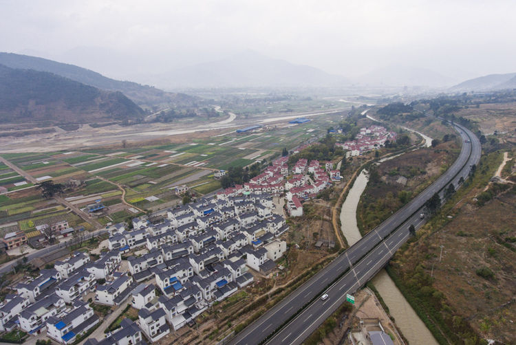 （转载）转动安宁河这把“金钥匙” 就能打开凉山奔富之“门”